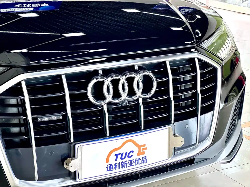 Audi Q7 2021