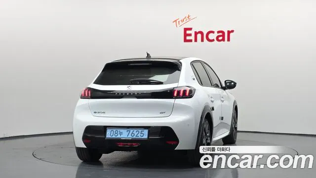 Peugeot 208 2023