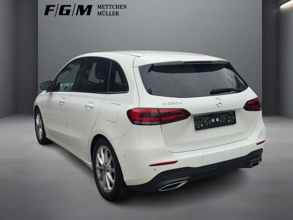 Mercedes-Benz B 220 2022