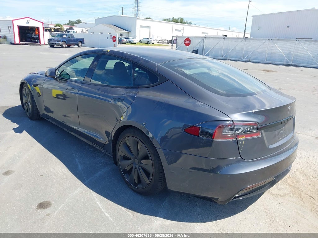 Tesla Model S 2021