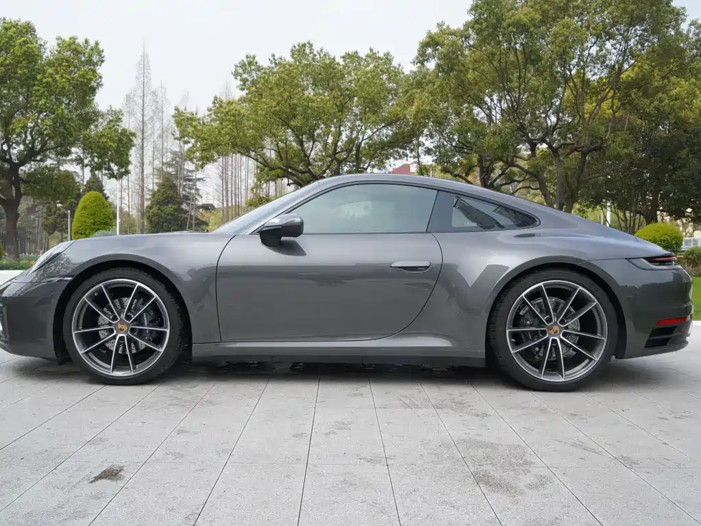 Porsche 911 2024