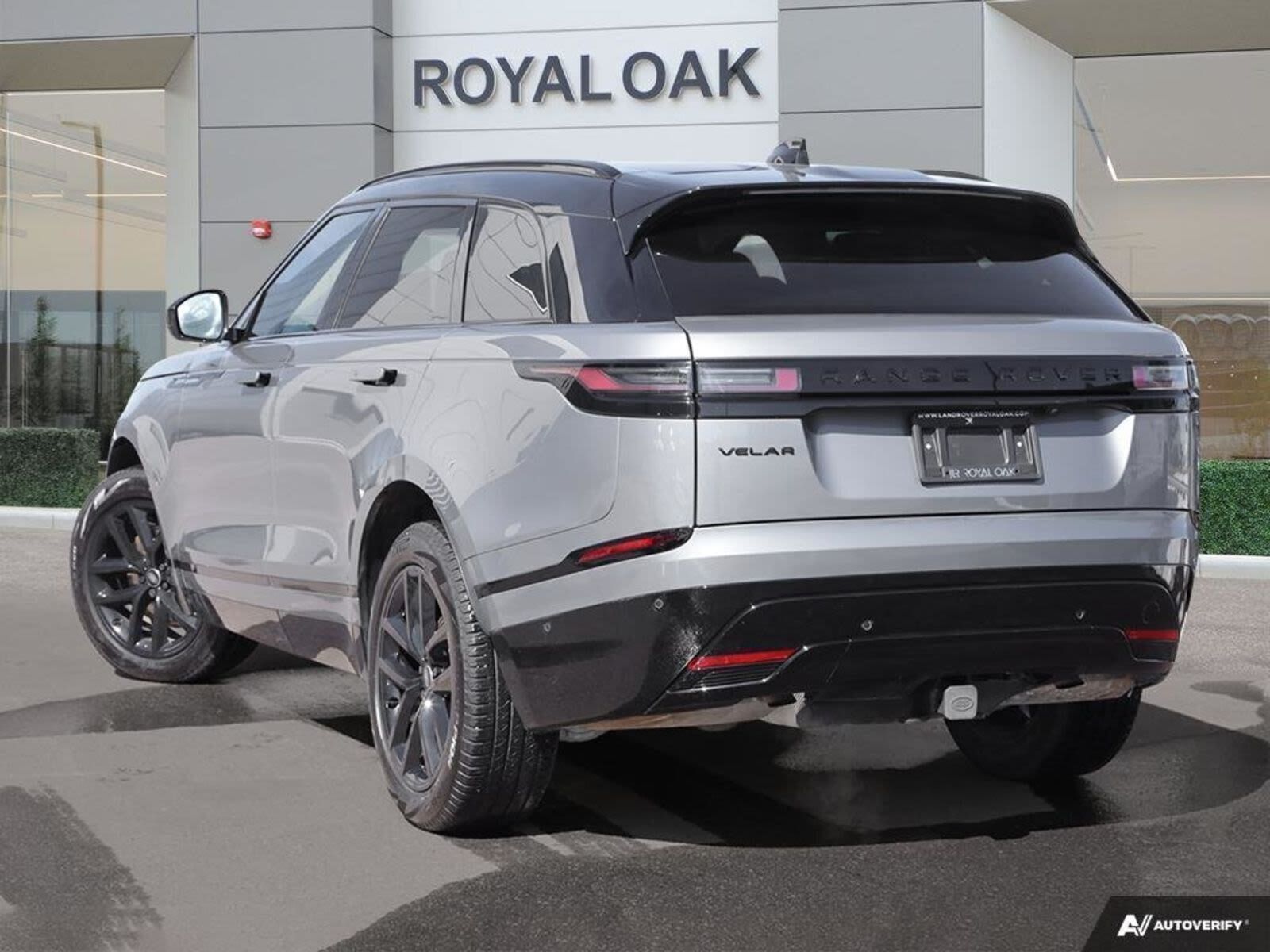 Land Rover Range Rover Velar 2025
