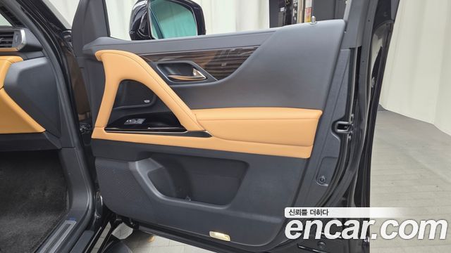 Lexus LX 2025