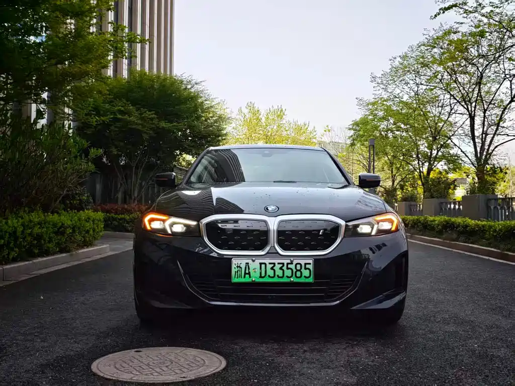 BMW i3 2024