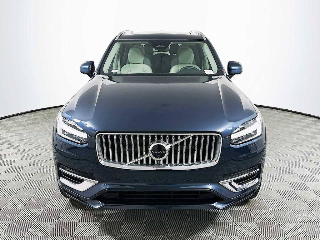 Volvo XC90 2025