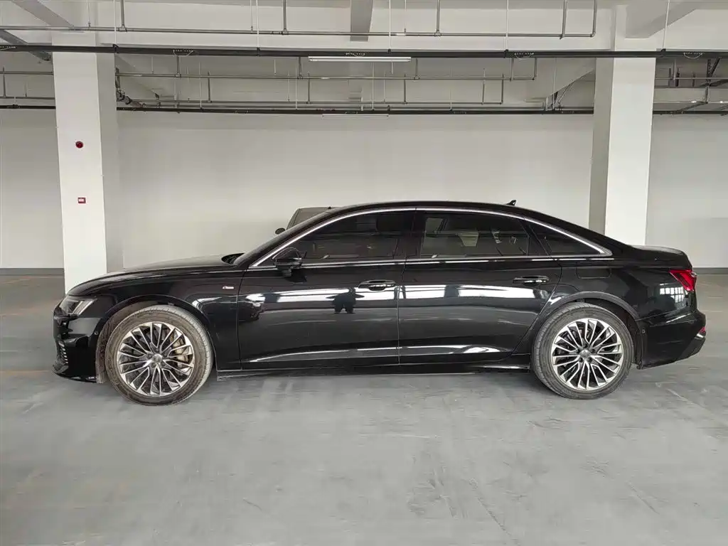 Audi e-tron 2021
