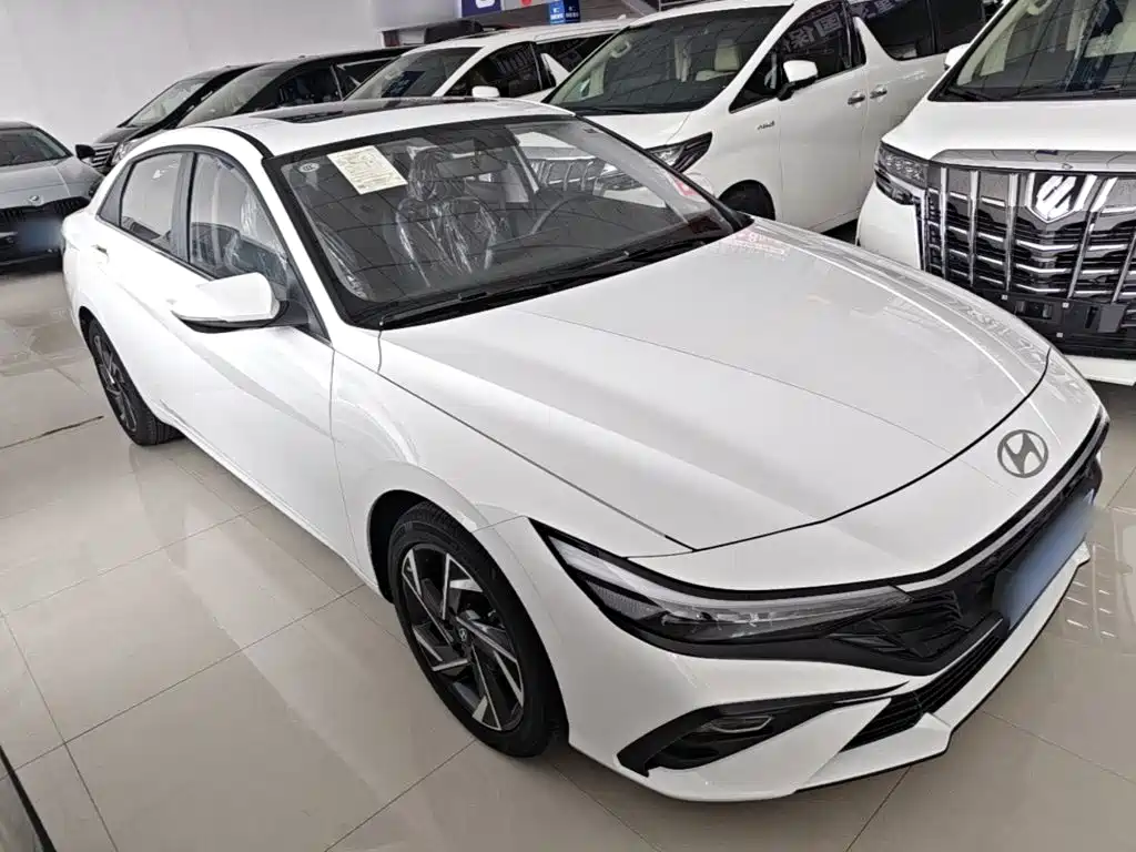 Hyundai Elantra 2026