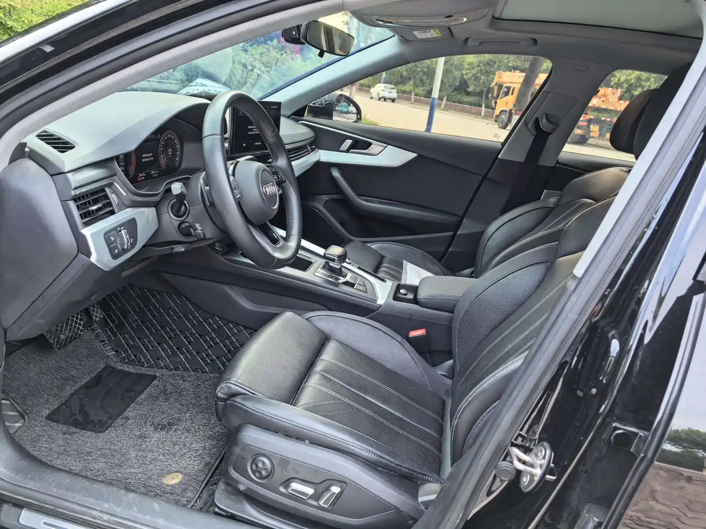 Audi A4 2024