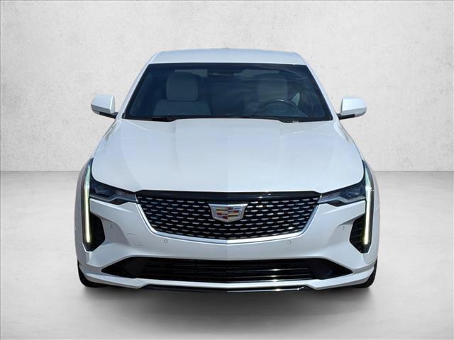 Cadillac CT4 2022