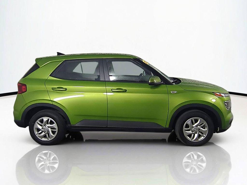 Hyundai Venue 2021