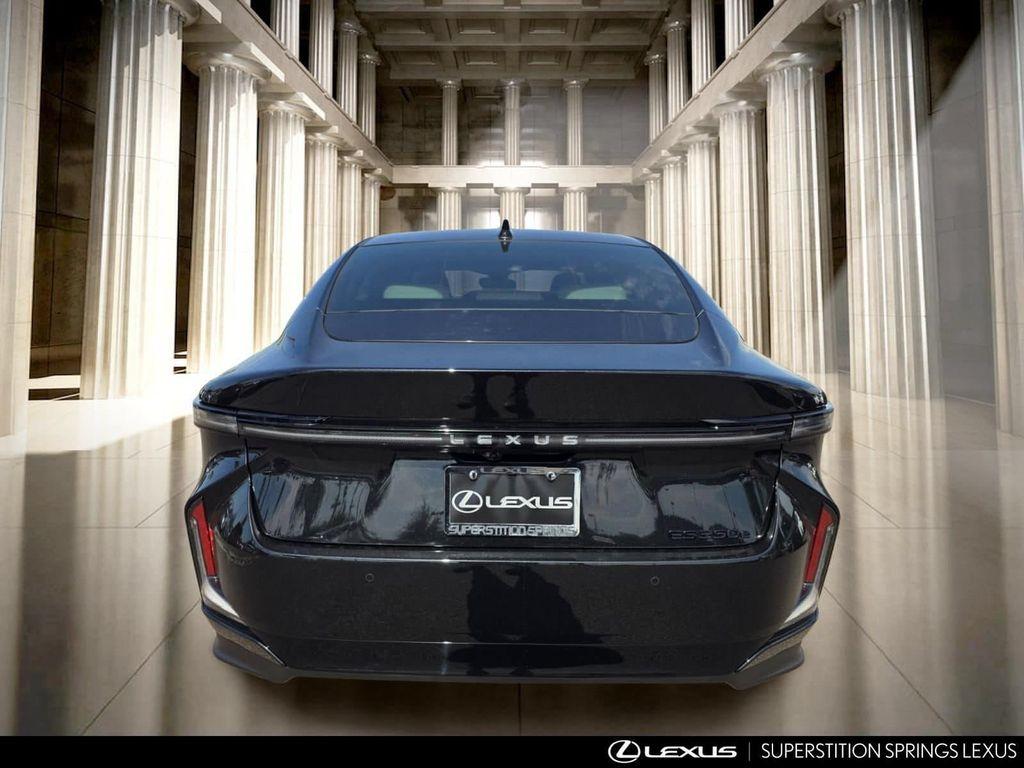 Lexus ES 2026