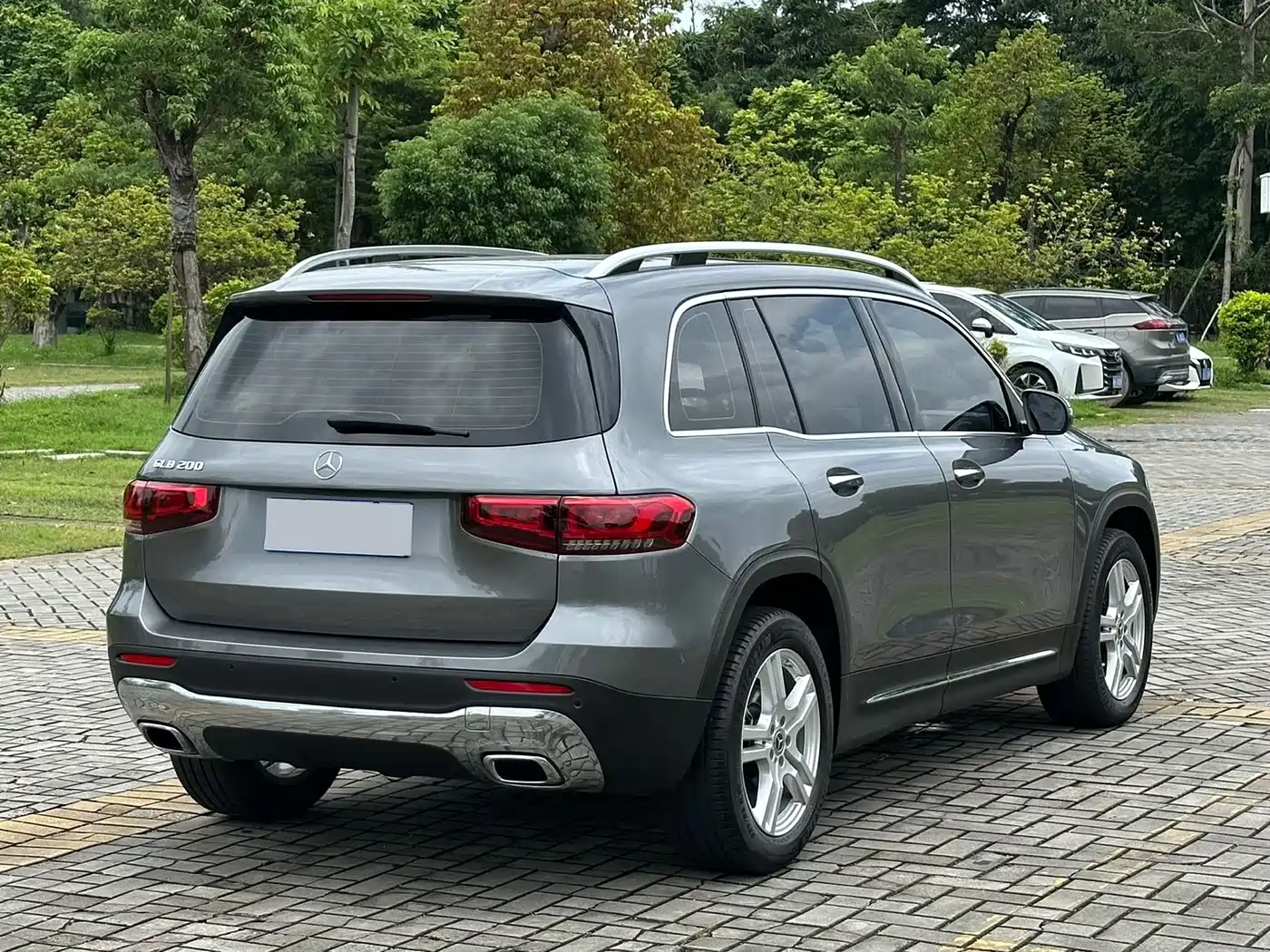 Mercedes-Benz GLB 2021