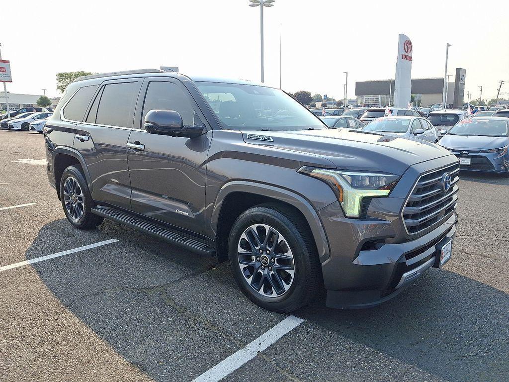 Toyota Sequoia 2023