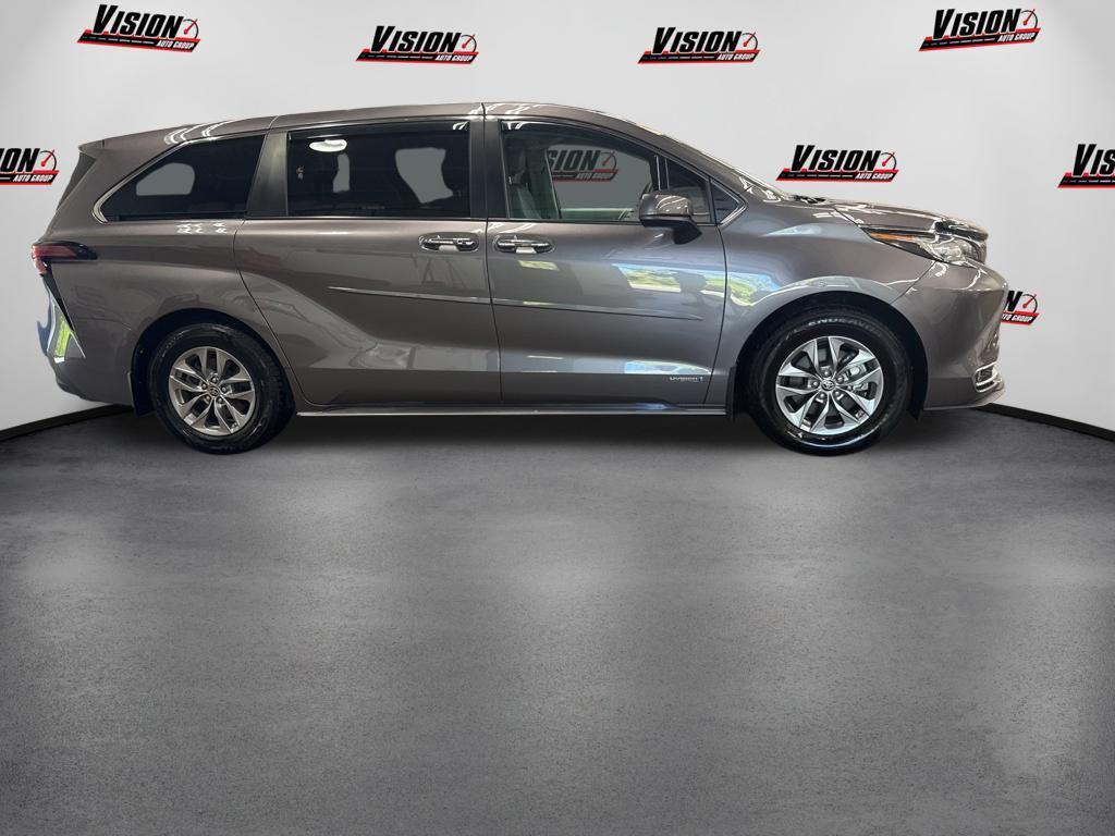 Toyota Sienna 2021