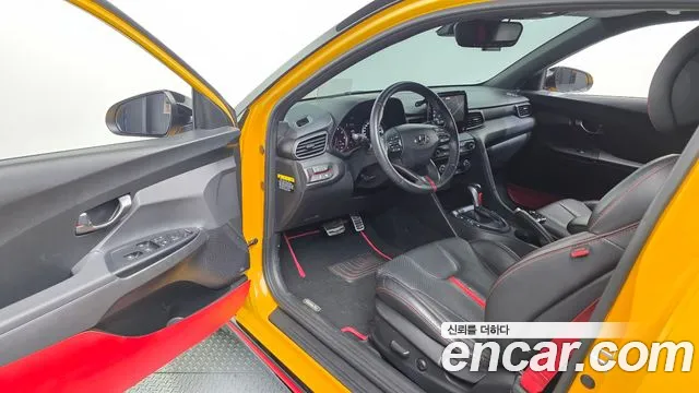 Hyundai Veloster 2020