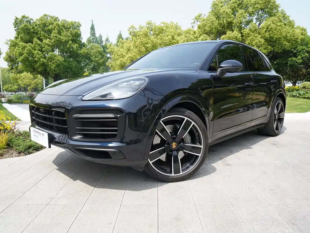 Porsche Cayenne 2021