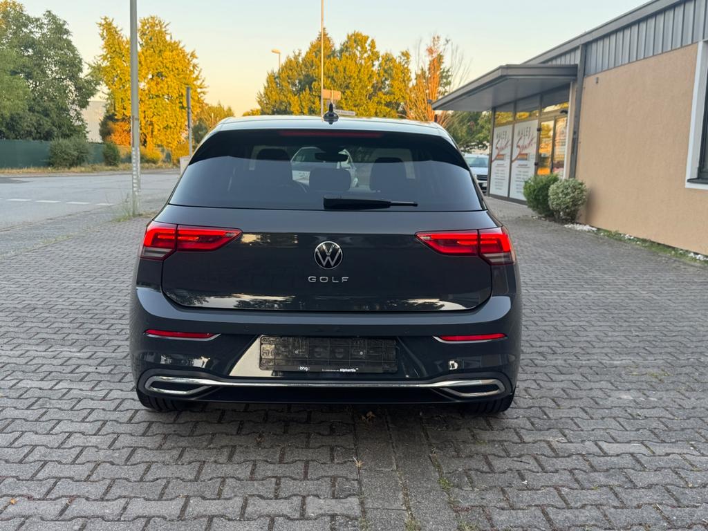 Volkswagen Golf 2022