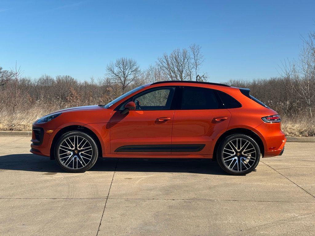 Porsche Macan 2025