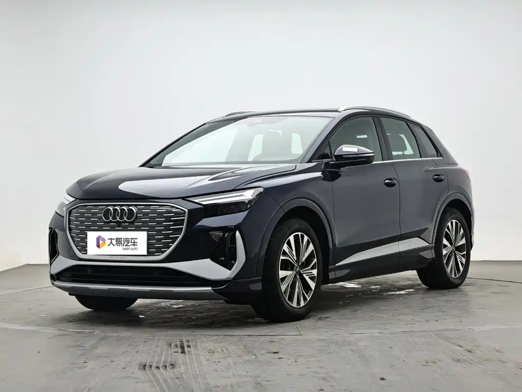 Audi Q4 e-tron 2024