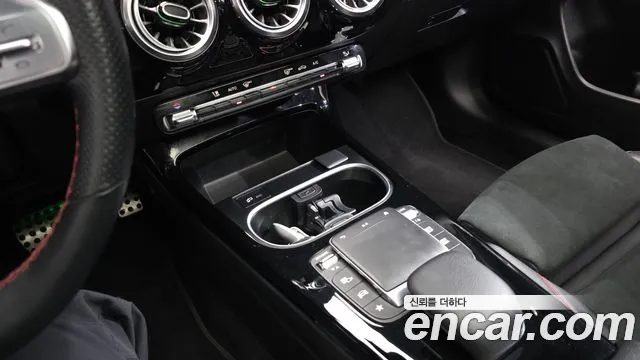 Mercedes-Benz CLA 2022