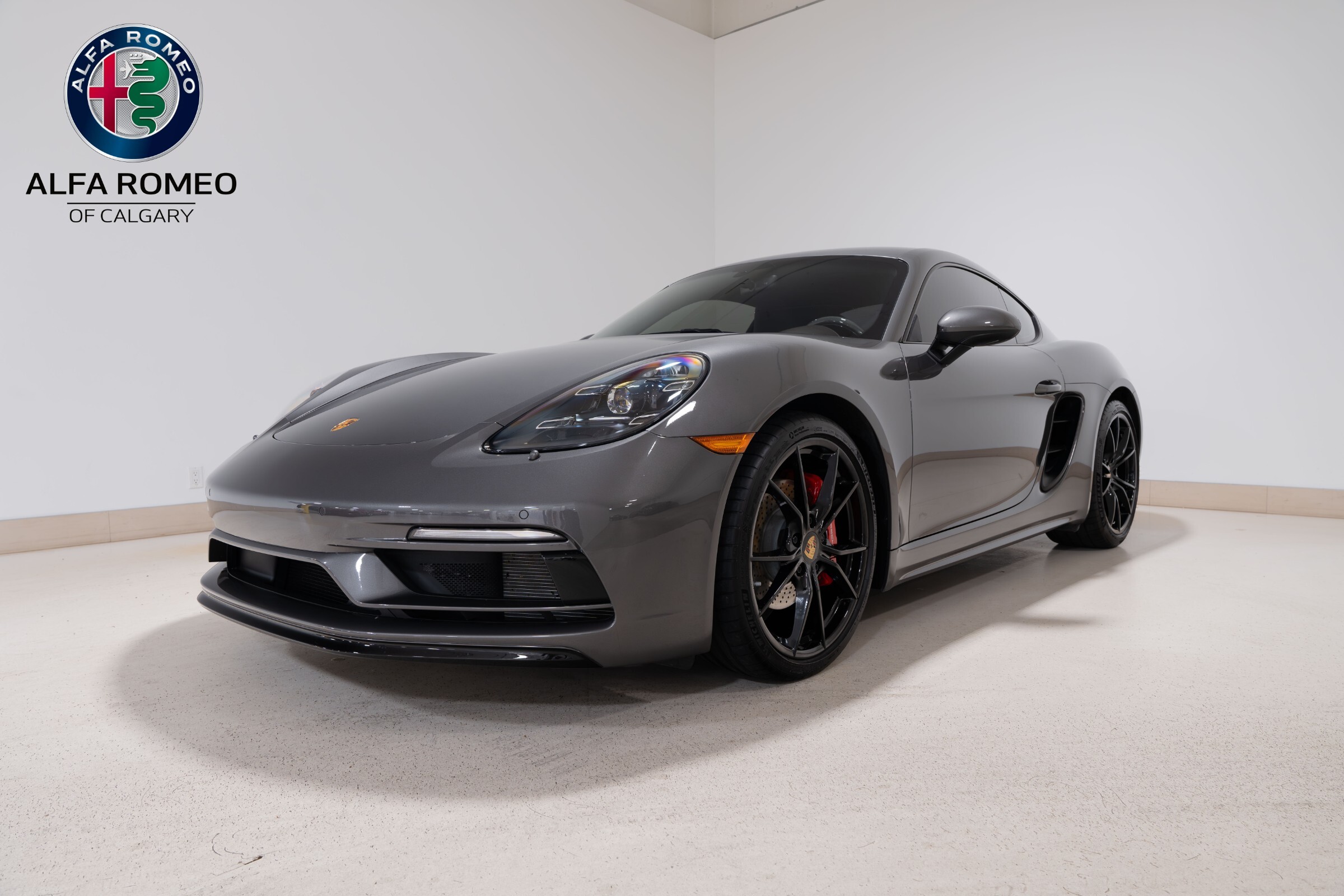 Porsche Cayman 2023