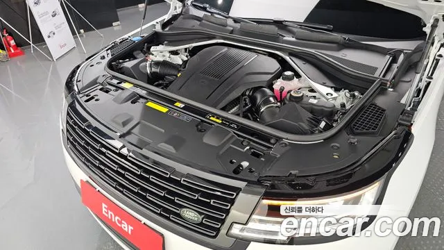 Land Rover Range Rover 2024