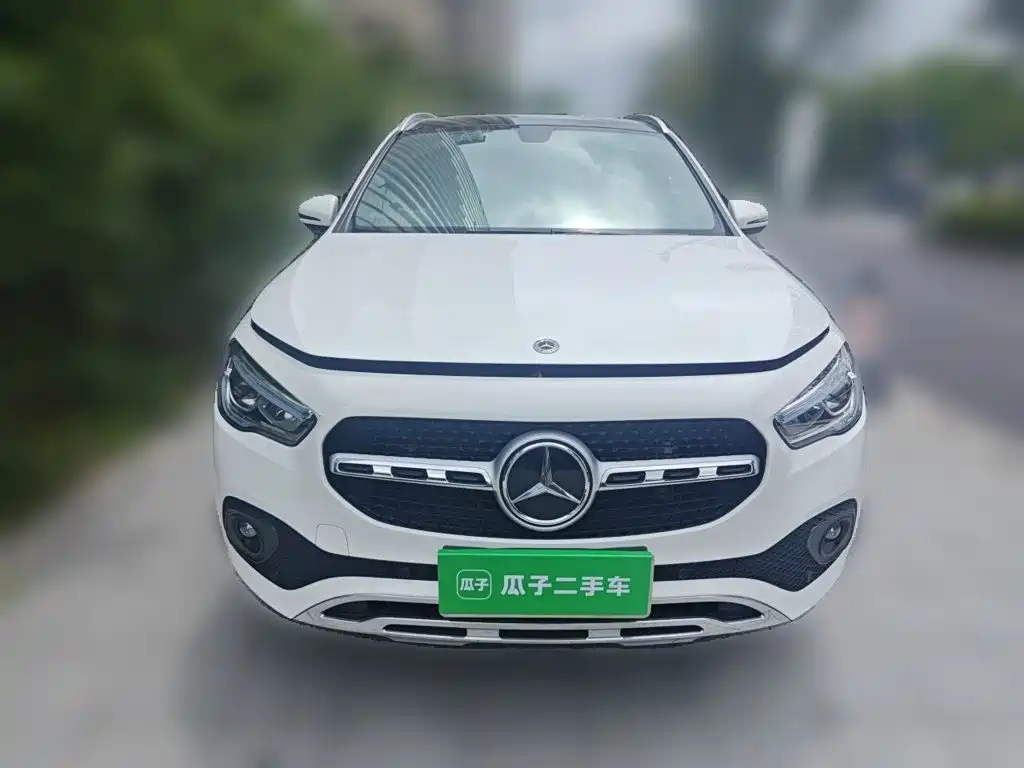 Mercedes-Benz GLA 2021