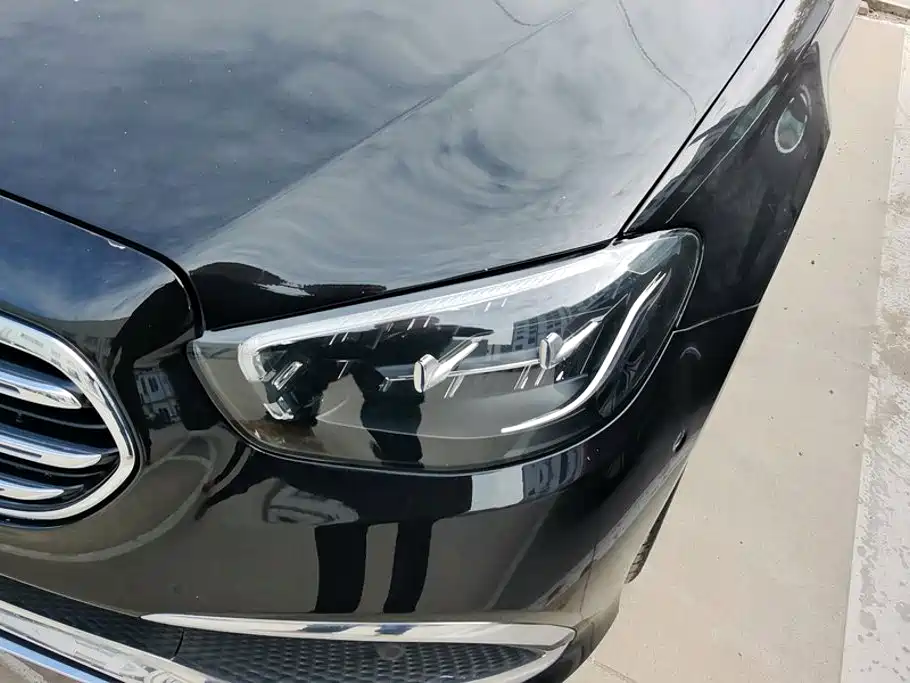 Mercedes-Benz E-Класс 2022