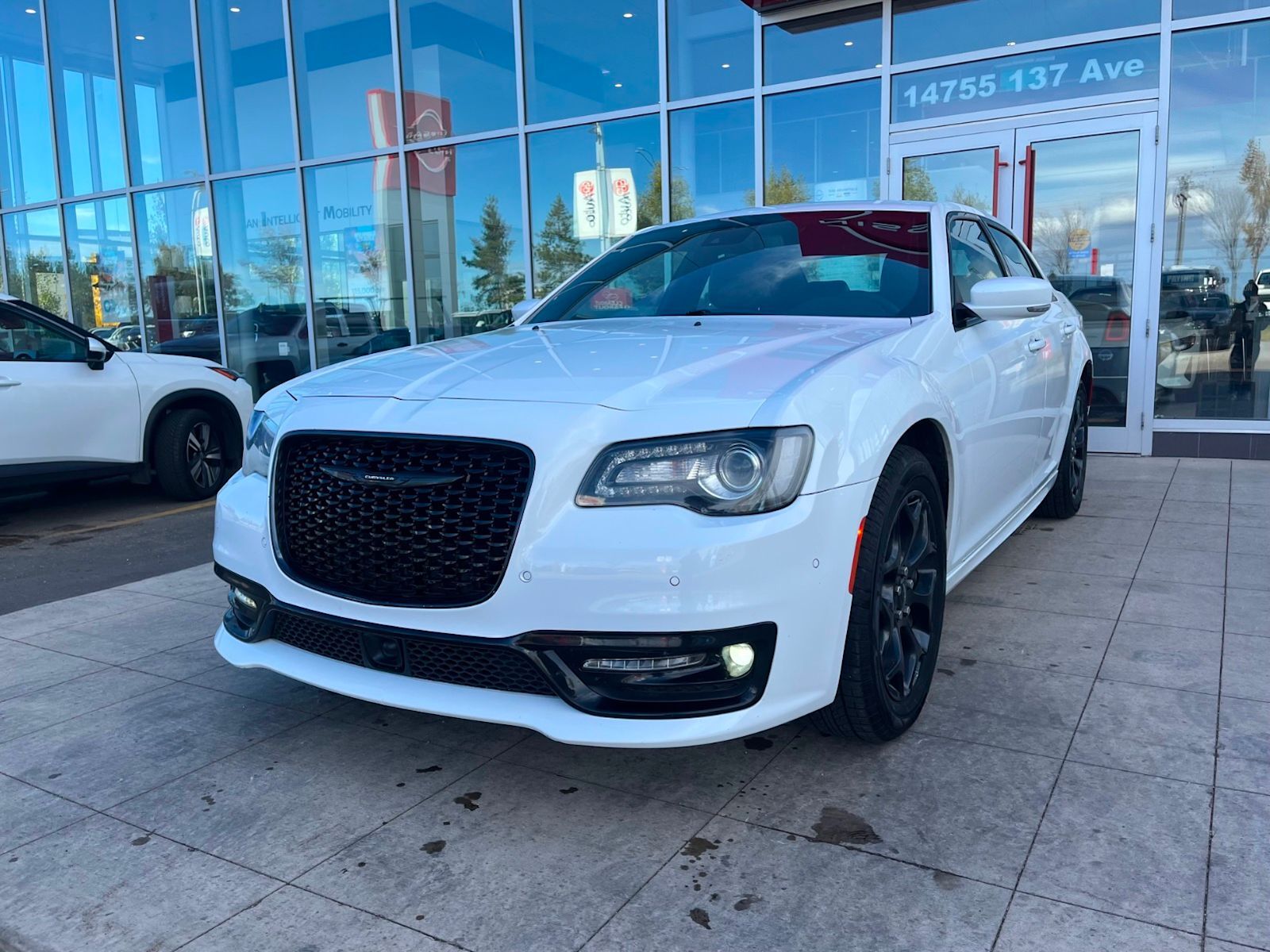 Chrysler 300 2023