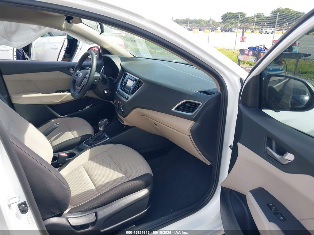 Hyundai Accent 2022