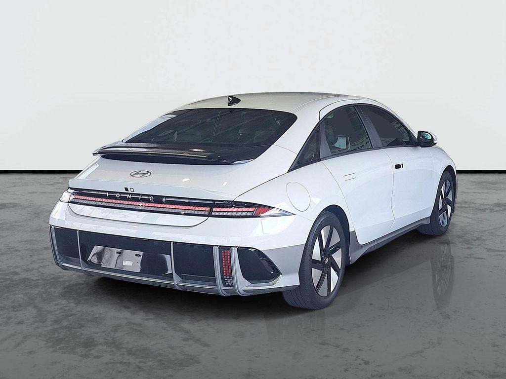 Hyundai IONIQ 6 2024