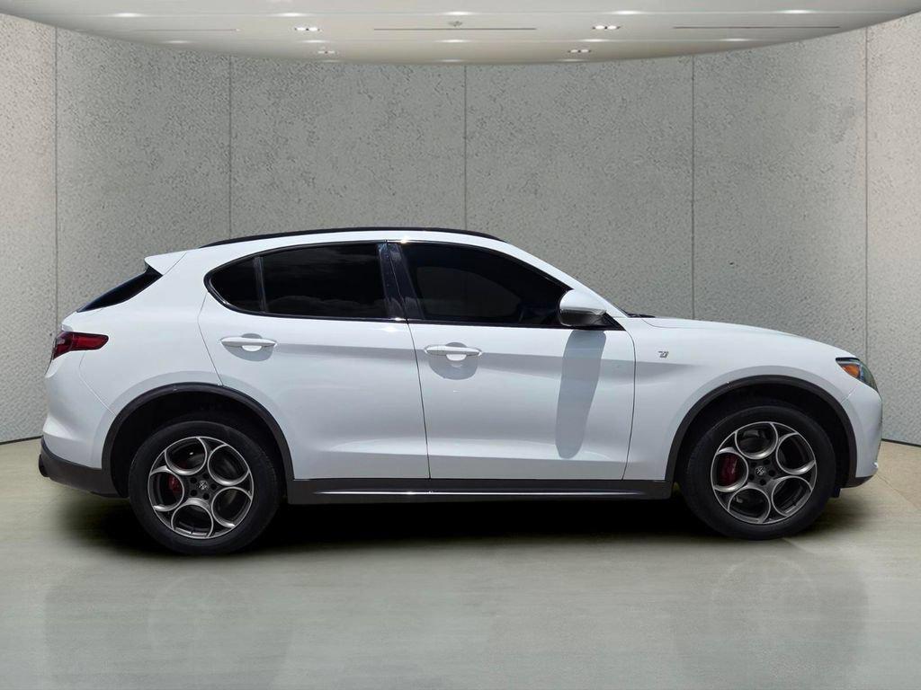 Alfa Romeo Stelvio 2022