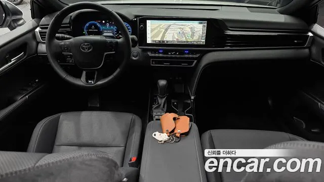 Toyota Camry 2025