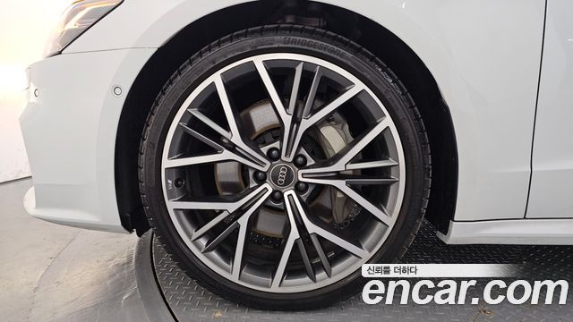 Audi A7 2025