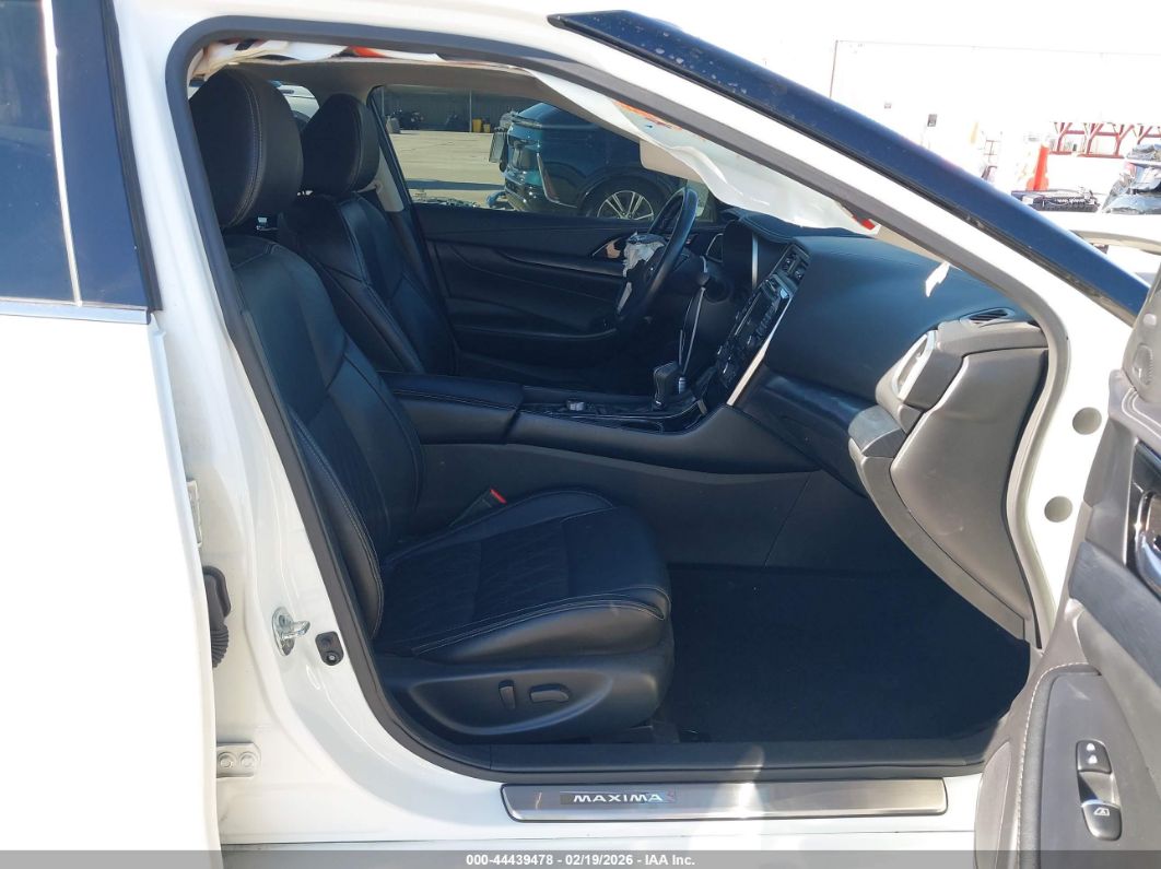Nissan Maxima 2023