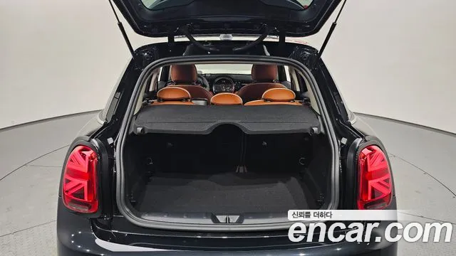 Mini COOPER 2024
