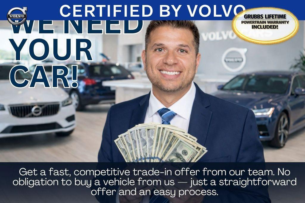 Volvo XC40 2025