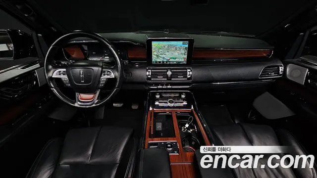 Lincoln Navigator 2021