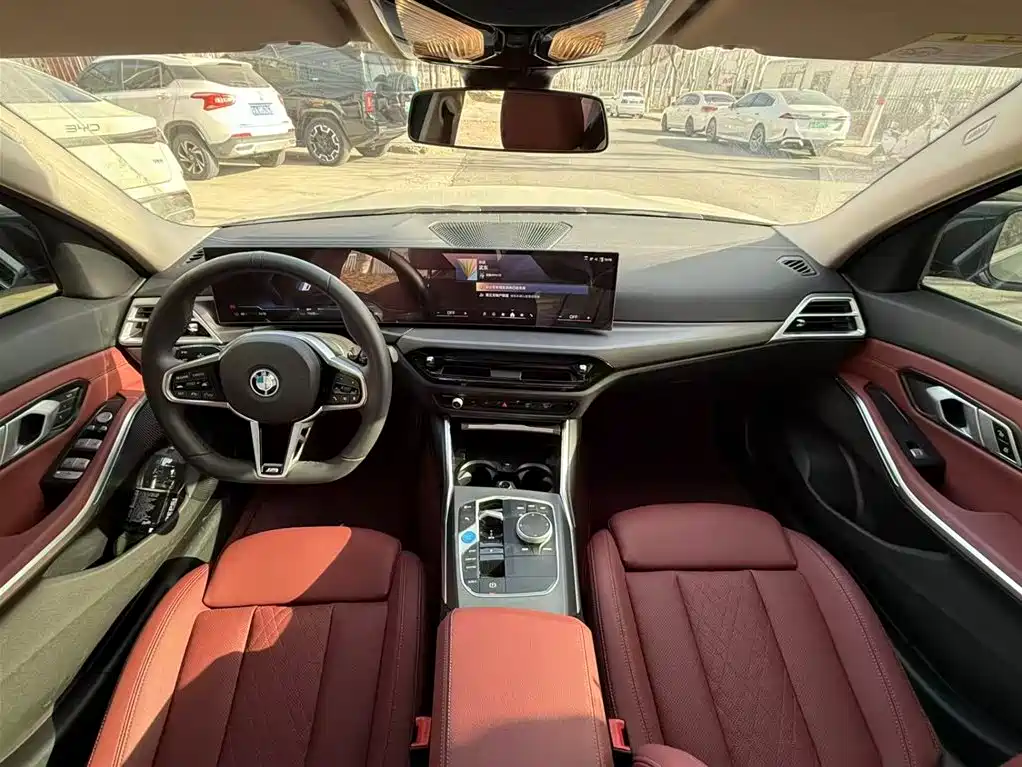 BMW i3 2025