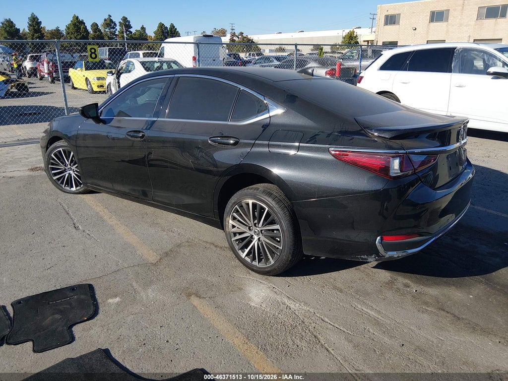 Lexus ES 2023