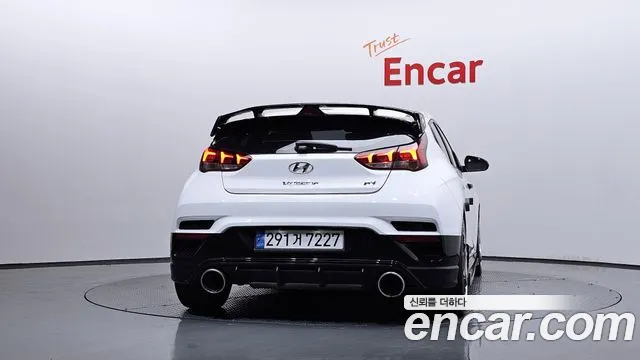 Hyundai Veloster 2021