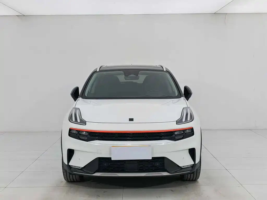 Lynk & Co 06 2023