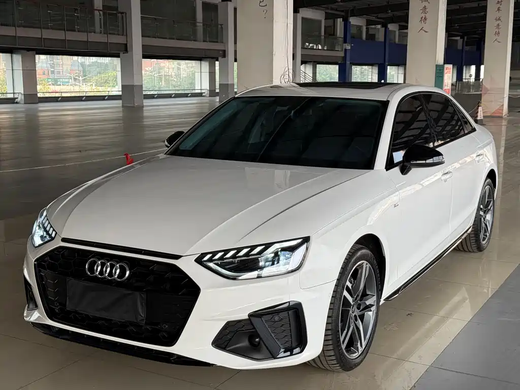 Audi A4 2022
