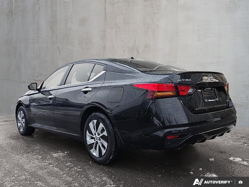 Nissan Altima 2024