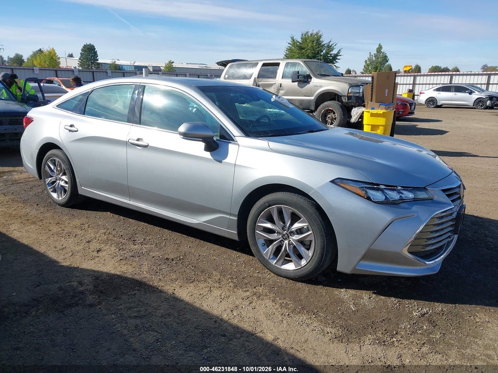 Toyota Avalon 2021