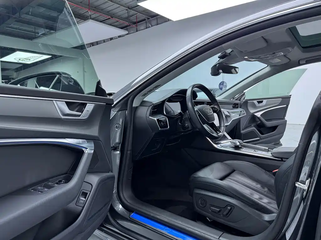 Audi A7 2024