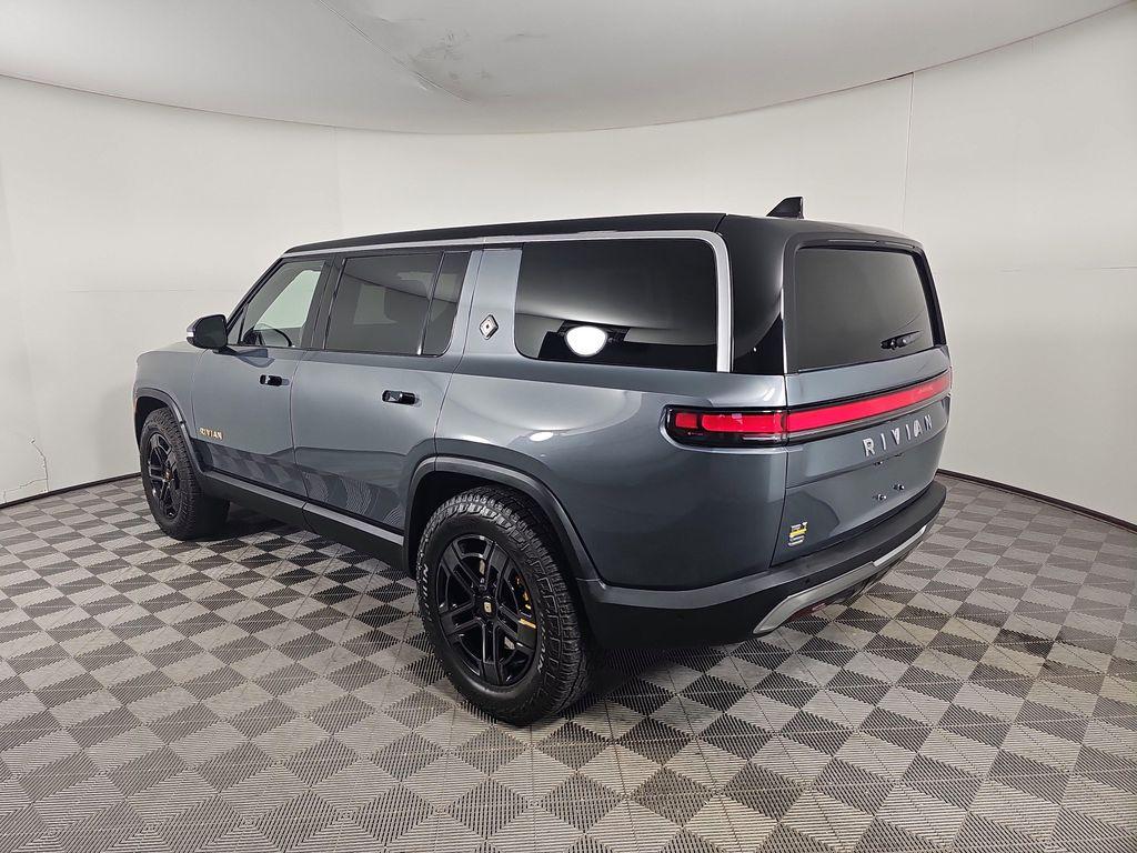 Rivian R1S 2024