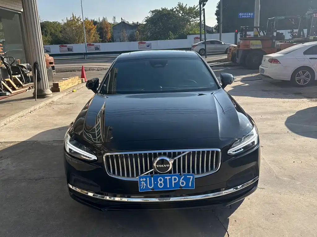 Volvo S90 2024