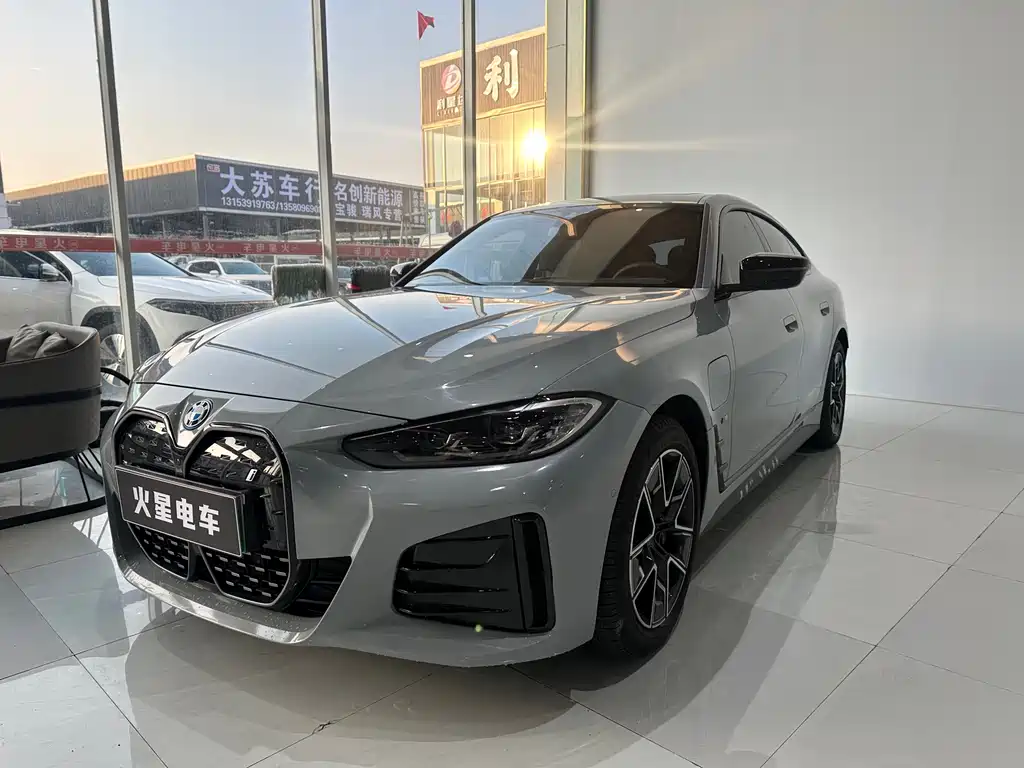 BMW i4 2024