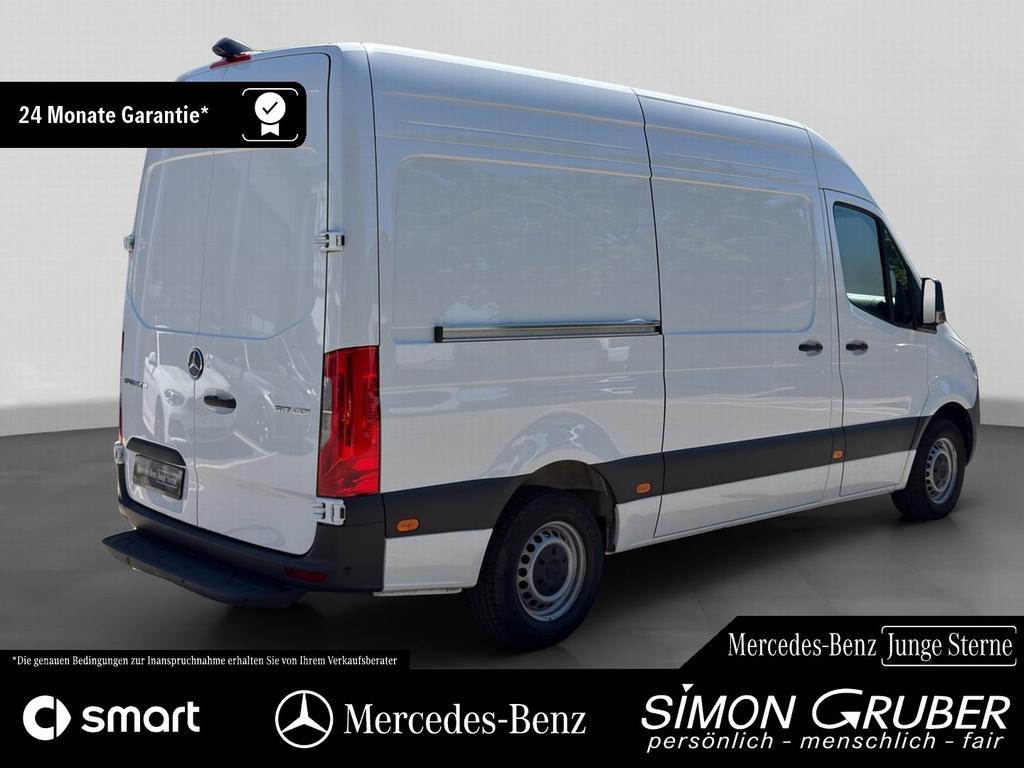 Mercedes-Benz SPRINTER 2025